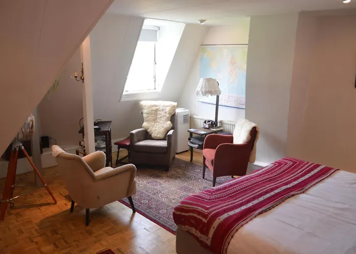 Bed And Breakfast Raapop